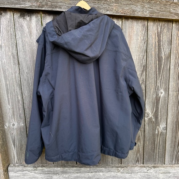 Carhartt Work Jacket - Picture 8 of 8